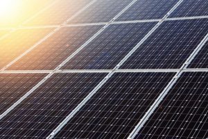 Produire son énergie soi-même grâce aux panneaux solaires photovoltaiques